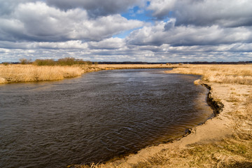 Rzeka Narew. Wiosna nad Narwią. Piękno Podlasia © podlaski49