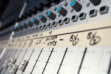 Studio Sound Mixer Device Detail