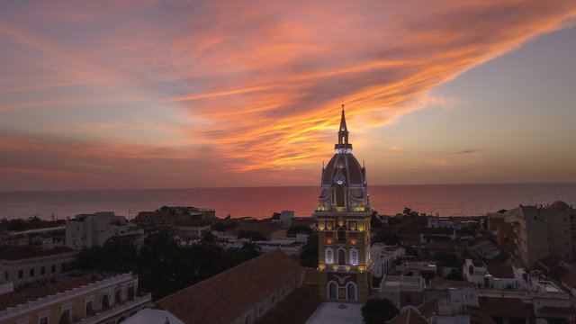 Vista a&eacute;rea de Cartagena en el atardecer