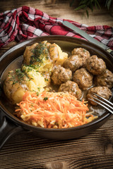 Meatballs and mashed potatoes