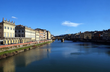 Fototapeta na wymiar Buildings facing onto the River Arno, Florence, Tuscany, Italy
