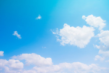  Blue sky and white clouds