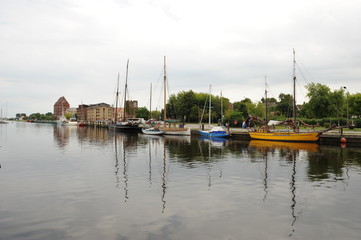 Fototapeta na wymiar Greifswald, Traditionshafen, Stadthafen