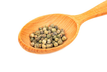 Green pepper peas in spoon