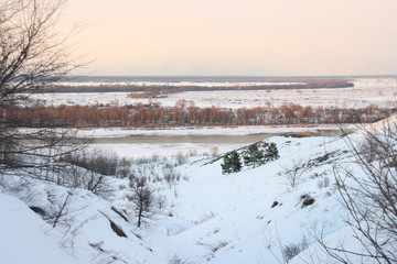 Fototapeta na wymiar Meadows of the Oka River in early spring before the spill near the village of Konstantinovo in the homeland of the poet Yesenin