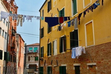 Fototapeta na wymiar Laundry Day, Venice