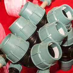 compound compression sleeves and fittings for polyethylene pipes