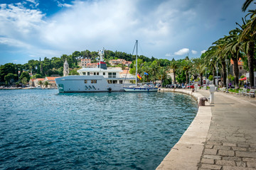 Le port de Cavtat en Croatie