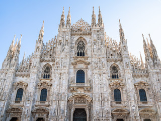 Fototapeta premium facade of Milan Cathedral in morning
