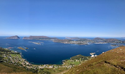 View over Her&oslash;y