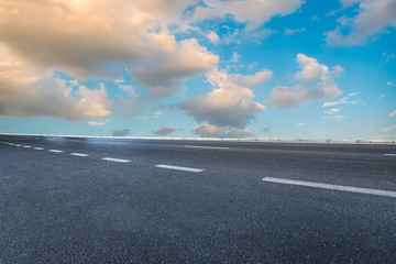 Fototapeta premium Road surface and sky cloud landscape..