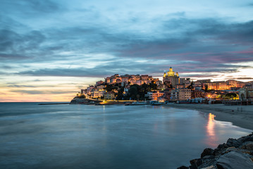 Porto Maurizio, Imperia, tramonti e oa blu - obrazy, fototapety, plakaty