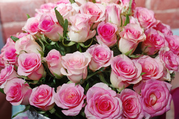 Gift bouquet of pink roses.