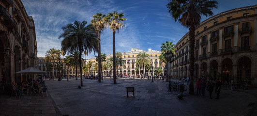 ein Platz in Valencia Soanien am Tag