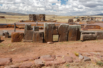 Ruiny stanowiska archeologicznego Tiahuanaco, Boliwia © Miroslaw