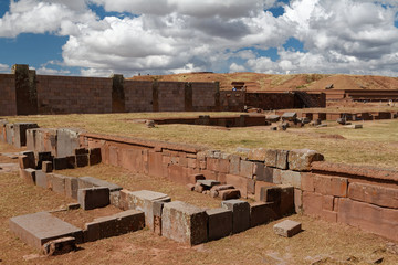 Ruiny stanowiska archeologicznego Tiahuanaco, Boliwia © Miroslaw