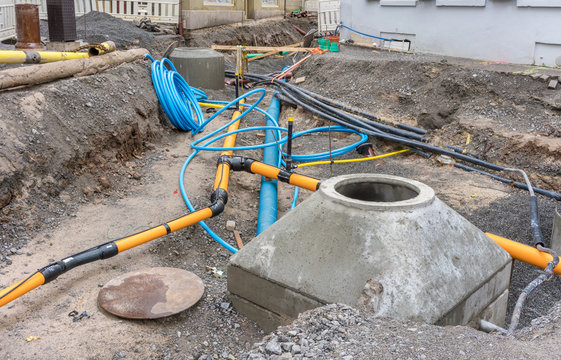 Erneuerung der Gasleitung und Wasserleitung in einer Strasse