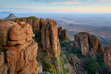 Selbstklebende Fototapeten Schokoladenbraun Herrlicher Blick über afrikanische Landschaft  © Günter Menzl