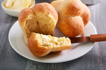 Cloverleaf  bran rolls served