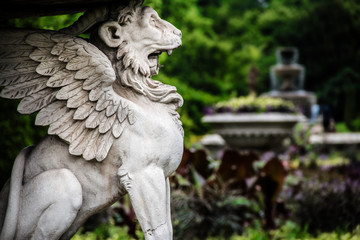 fountain statues in Regent’s park in London England