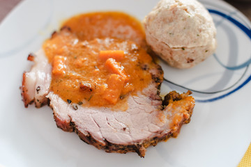 Schweinsbraten vom Grill