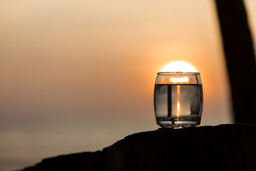 Sonnenuntergang im Glas Closeup