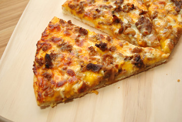 Hot Philly Cheese Steak Pizza Slices