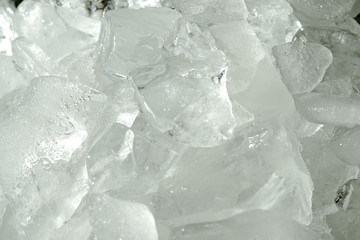 Crushed ice for drinks and cocktails