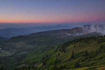 Naklejka premium 早朝の群馬県芳ヶ平