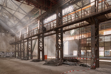 Ancienne halle industrielle de la Ruhr, peu avant la démolition