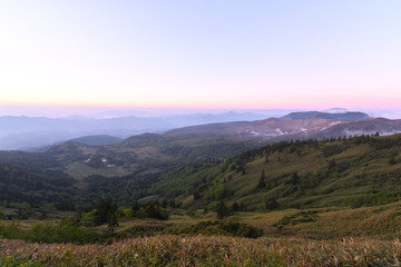 早朝の群馬県芳ヶ平