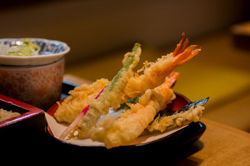 Shrimp and vegetable tempura serves with food set.