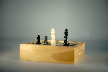 Schach, Chess, Spiel, Dame, König, Strategie, Schwarz, Weiß, Holz, Hintergrund, Bokeh 