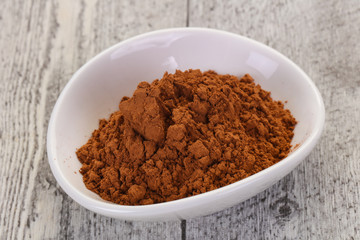 Cocoa powder in the bowl