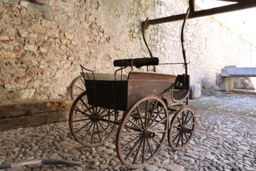 Fototapeta na wymiar Old horse drawn carriage, Italy