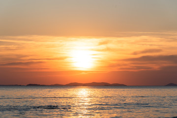 Fototapeta premium Golden hours , beautiful sunset above the sea