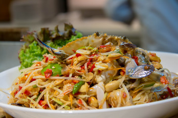 spicy papaya salad with seafood