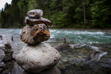 Fototapeta na wymiar Steine im Fluss