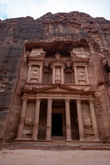Obraz premium Wonderful Petra Treasury in Jordan