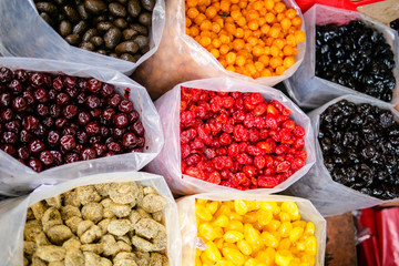 Many type of dried fruits that placed in the traditional market that ready to eat