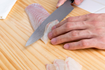 刺し身を引く