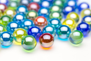 ビー玉の素材