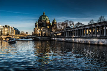 berliner Dom © Milad