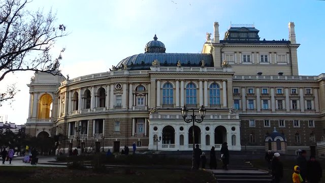  Monument. The sculpture &ldquo;Laokoon&rdquo; is a marble sculpture