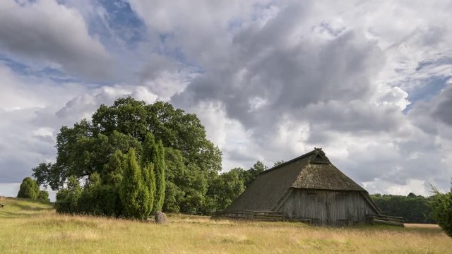 Timelapse Schafstall Wolken Wilsede