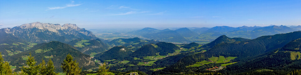 Fototapeta na wymiar View on the mountain Obersalzberg in the Bavarian alps