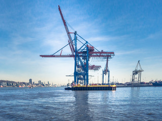 Fototapeta na wymiar Hamburg harbour 2019