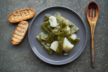 Green beans with boiled potatoes