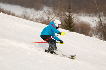 Fototapeta na wymiar skier on mountain slope