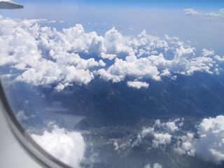 über den Wolken